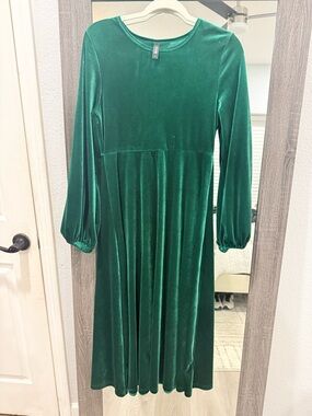 Green velvet dress